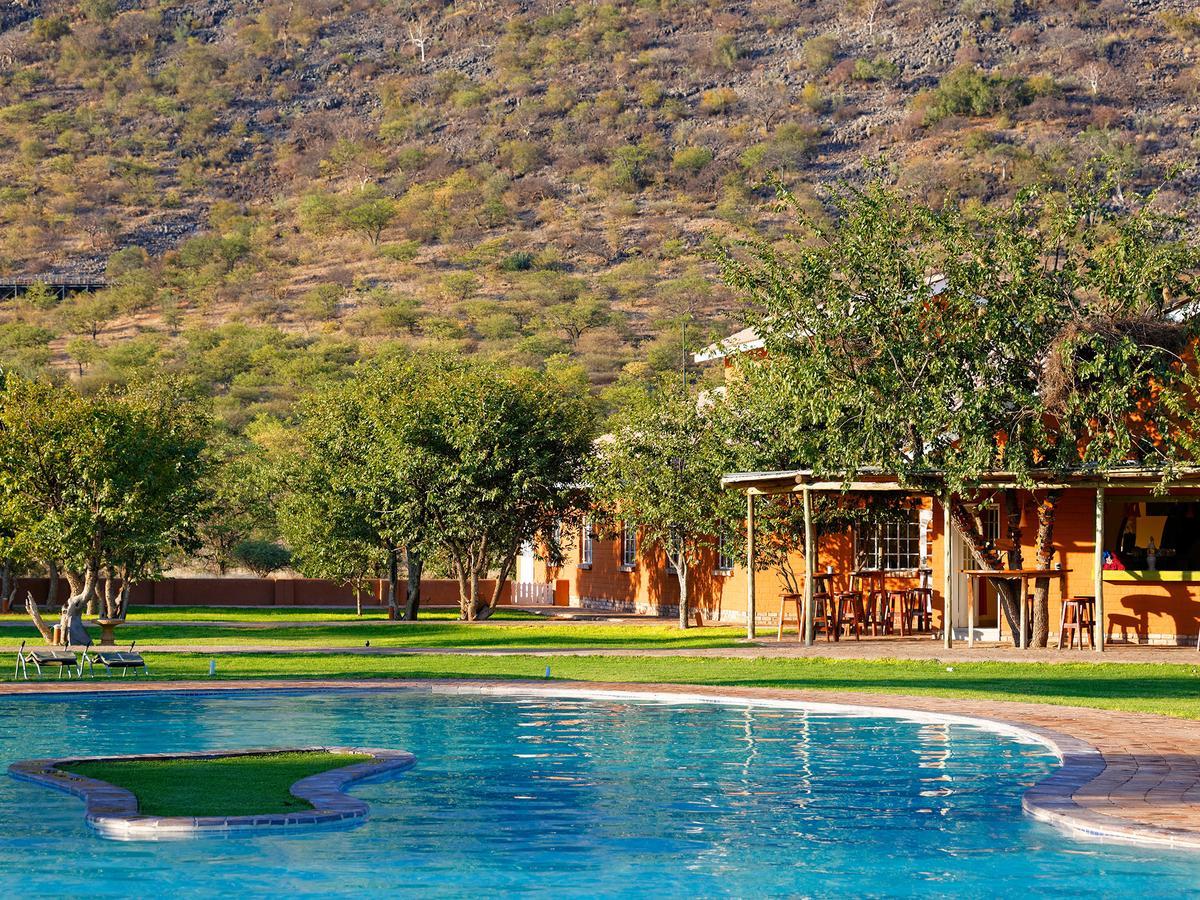 Gondwana Damara Mopane Lodge Mopane Pos Exteriér fotografie