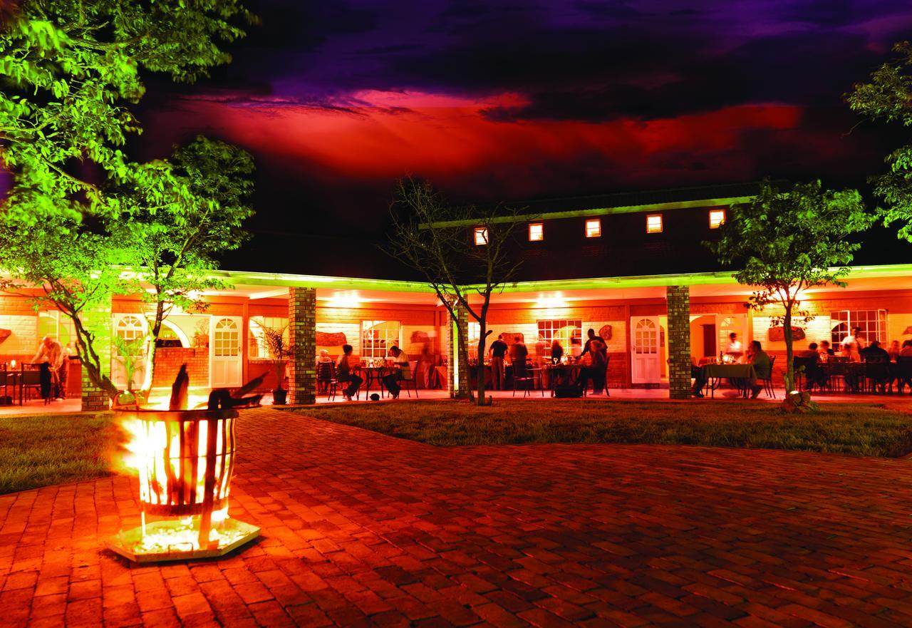 Gondwana Damara Mopane Lodge Mopane Pos Exteriér fotografie